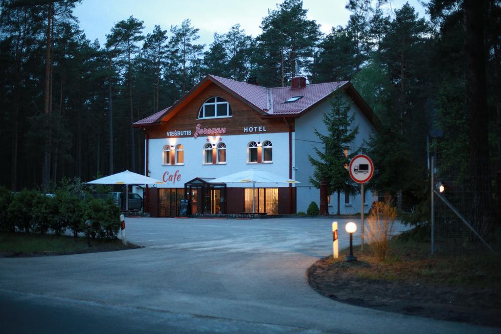 Hotel Jerevan Druskininkai Exterior foto